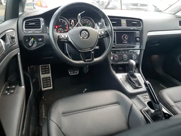 3VWH17AU6KM518783 2019 VOLKSWAGEN GOLF - Image 8