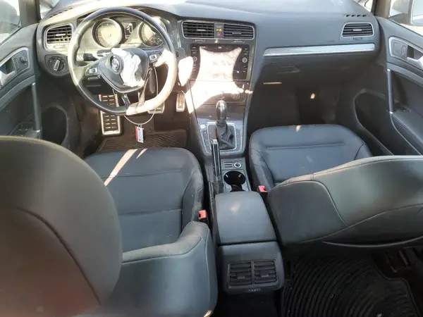 3VWH17AU6KM523188 2019 VOLKSWAGEN GOLF - Image 8
