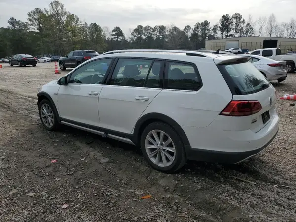 3VWH17AU7HM517005 2017 VOLKSWAGEN GOLF - Image 2
