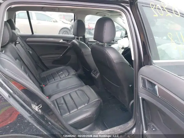 3VWH17AU7HM517148 2017 VOLKSWAGEN GOLF - Image 8