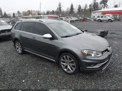 3VWH17AU7HM520762 2017 VOLKSWAGEN GOLF