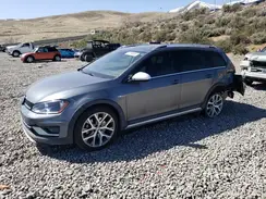 3VWH17AU7HM520826 2017 VOLKSWAGEN GOLF