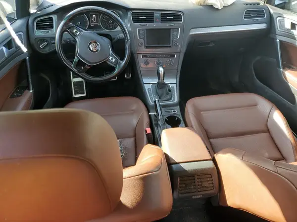 3VWH17AU7HM526108 2017 VOLKSWAGEN GOLF - Image 8