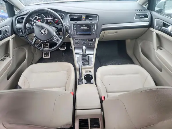 3VWH17AU7HM527713 2017 VOLKSWAGEN GOLF - Image 8