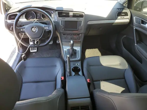3VWH17AU7HM528151 2017 VOLKSWAGEN GOLF - Image 8
