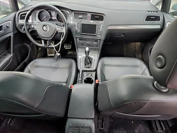 3VWH17AU7HM528683 2017 VOLKSWAGEN GOLF - Image 8