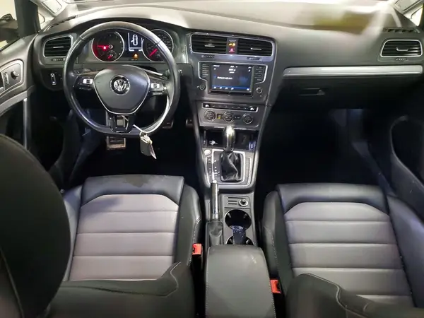 3VWH17AU7HM531020 2017 VOLKSWAGEN GOLF - Image 8