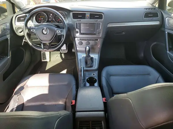 3VWH17AU7HM531745 2017 VOLKSWAGEN GOLF - Image 8