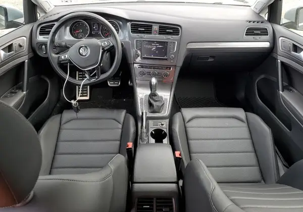 3VWH17AU7HM532328 2017 VOLKSWAGEN GOLF - Image 8