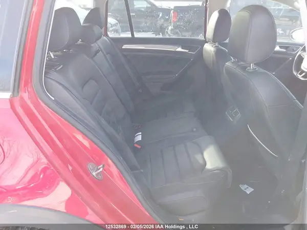 3VWH17AU7HM533589 2017 VOLKSWAGEN GOLF - Image 8