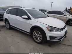 3VWH17AU7HM541949 2017 VOLKSWAGEN GOLF