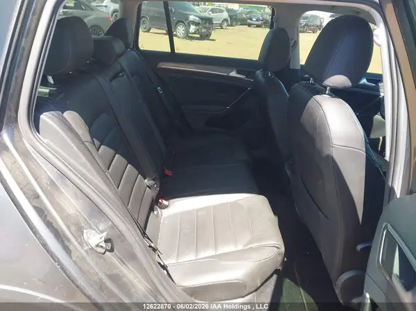 3VWH17AU7HM543541 2017 VOLKSWAGEN GOLF - Image 8