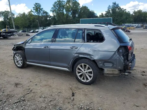 3VWH17AU7HM544303 2017 VOLKSWAGEN GOLF - Image 2