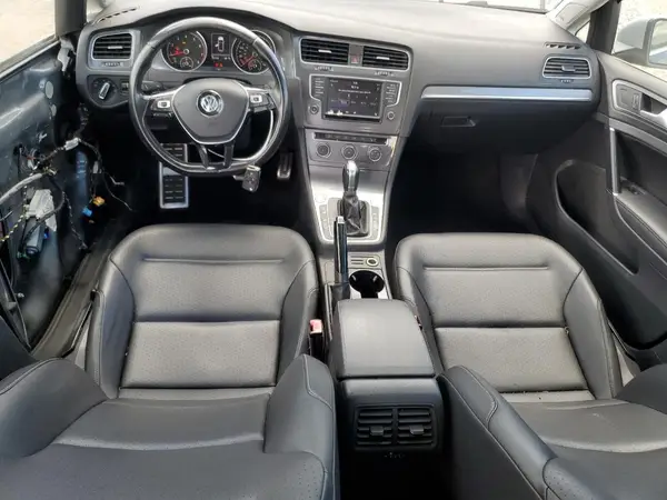 3VWH17AU7HM544303 2017 VOLKSWAGEN GOLF - Image 8