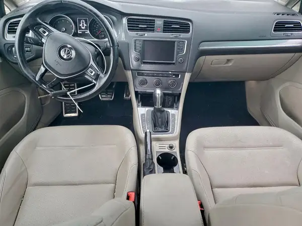 3VWH17AU7HM544754 2017 VOLKSWAGEN GOLF - Image 8