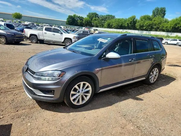 3VWH17AU7JM759573 2018 VOLKSWAGEN GOLF - Image 1