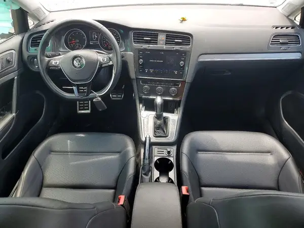 3VWH17AU7KM501524 2019 VOLKSWAGEN GOLF - Image 8