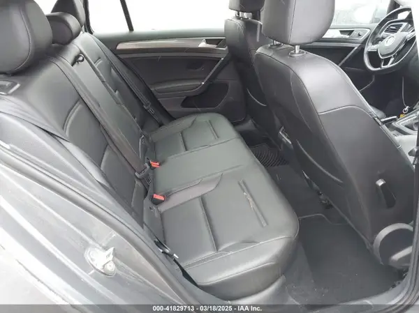 3VWH17AU7KM520624 2019 VOLKSWAGEN GOLF - Image 8