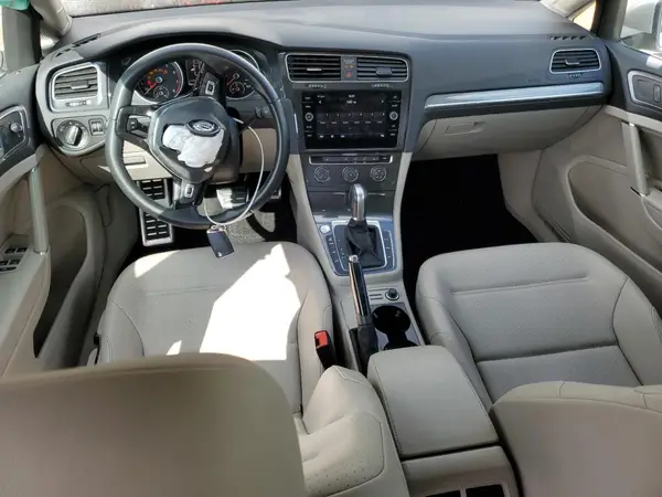 3VWH17AU7KM520719 2019 VOLKSWAGEN GOLF - Image 8