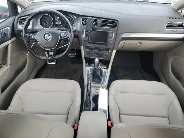 3VWH17AU8HM513626 2017 VOLKSWAGEN GOLF - Image 8