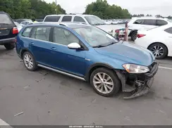 3VWH17AU8HM519653 2017 VOLKSWAGEN GOLF
