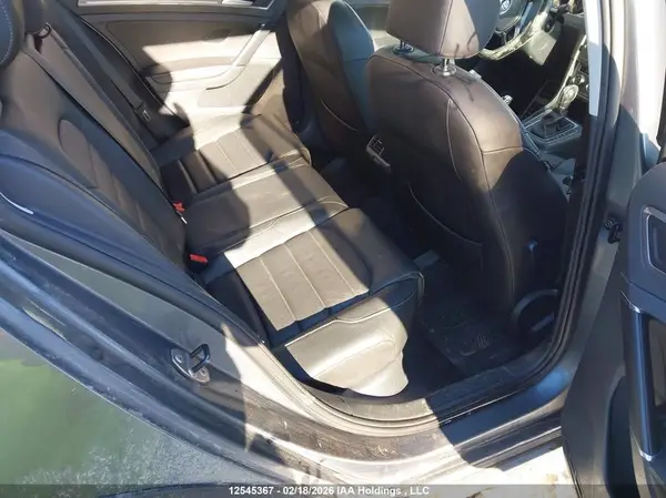 3VWH17AU8HM529289 2017 VOLKSWAGEN GOLF - Image 8