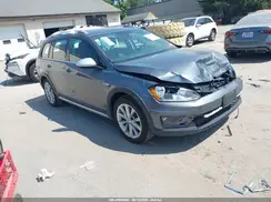3VWH17AU8HM531897 2017 VOLKSWAGEN GOLF