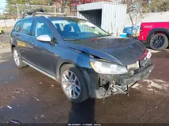 3VWH17AU8HM541331 2017 VOLKSWAGEN GOLF
