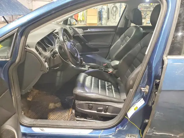 3VWH17AU8HM542611 2017 VOLKSWAGEN GOLF - Image 5
