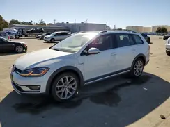 3VWH17AU8KM513276 2019 VOLKSWAGEN GOLF