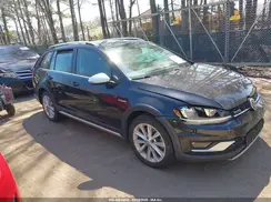 3VWH17AU8KM513522 2019 VOLKSWAGEN GOLF