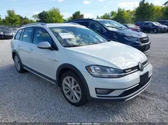 3VWH17AU8KM523130 2019 VOLKSWAGEN GOLF