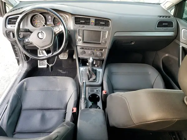 3VWH17AU9HM506930 2017 VOLKSWAGEN GOLF - Image 8