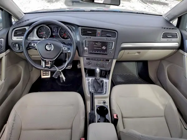 3VWH17AU9HM509472 2017 VOLKSWAGEN GOLF - Image 8