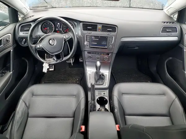 3VWH17AU9HM516342 2017 VOLKSWAGEN GOLF - Image 8