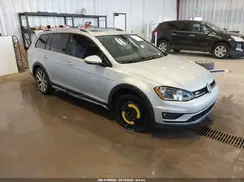3VWH17AU9HM532332 2017 VOLKSWAGEN GOLF