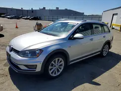 3VWH17AU9HM537062 2017 VOLKSWAGEN GOLF