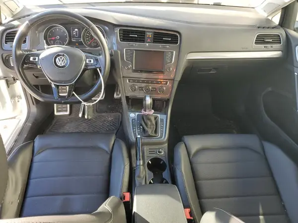 3VWH17AU9HM540365 2017 VOLKSWAGEN GOLF - Image 8