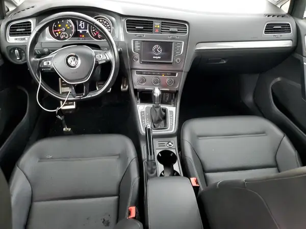 3VWH17AU9HM540625 2017 VOLKSWAGEN GOLF - Image 8