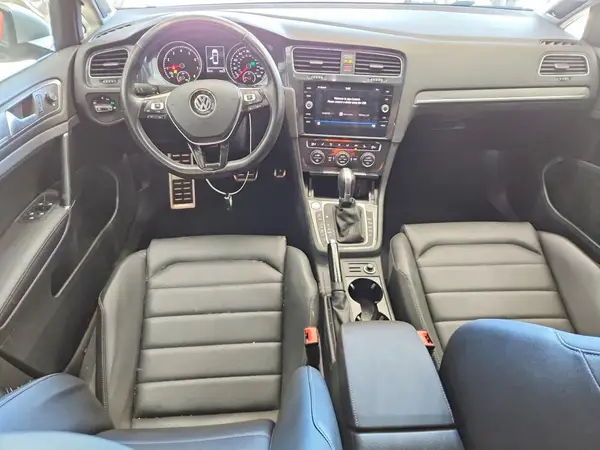 3VWH17AU9JM756237 2018 VOLKSWAGEN GOLF - Image 8