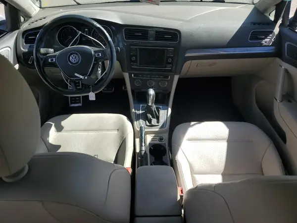 3VWH17AU9JM758196 2018 VOLKSWAGEN GOLF - Image 8