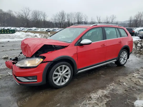 3VWH17AUXHM510257 2017 VOLKSWAGEN GOLF - Image 1