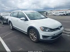 3VWH17AUXHM510551 2017 VOLKSWAGEN GOLF