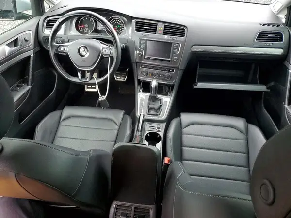 3VWH17AUXHM514258 2017 VOLKSWAGEN GOLF - Image 8