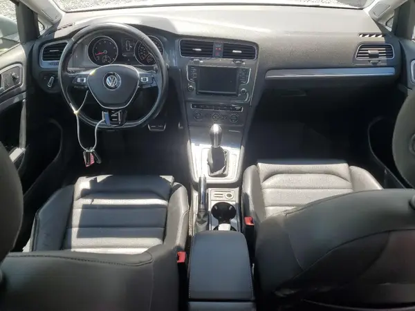 3VWH17AUXHM514860 2017 VOLKSWAGEN GOLF - Image 8