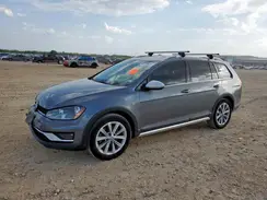 3VWH17AUXHM519119 2017 VOLKSWAGEN GOLF