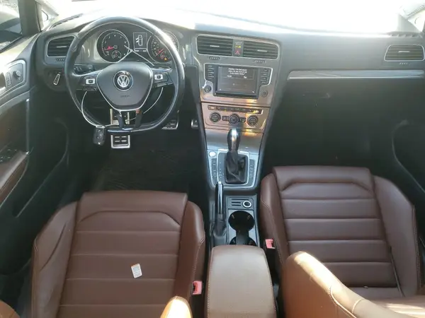 3VWH17AUXHM526071 2017 VOLKSWAGEN GOLF - Image 8