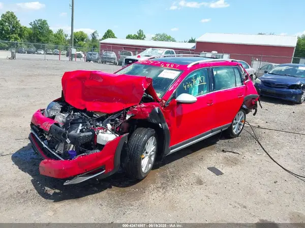 3VWH17AUXHM529780 2017 VOLKSWAGEN GOLF - Image 2