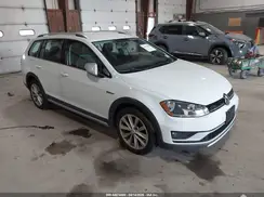 3VWH17AUXHM530007 2017 VOLKSWAGEN GOLF