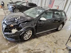 3VWH17AUXHM532310 2017 VOLKSWAGEN GOLF